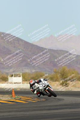 media/Feb-04-2023-SoCal Trackdays (Sat) [[8a776bf2c3]]/Turn 14 (115pm)/